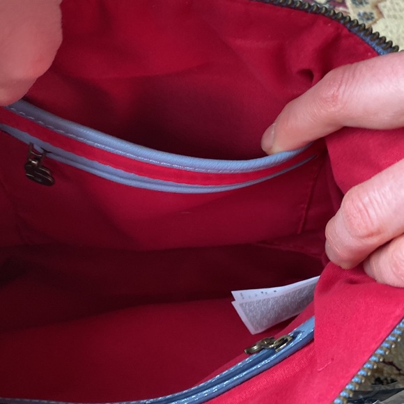 BNWT Desigual exotic capri bag and clutch - Picture 16 of 17